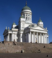 The cathedral and the steps