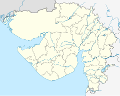 હઠીસિંહનાં દેરાં is located in ગુજરાત