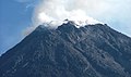 Puncak kawah Gunung Merapi sebelum meletus 2006