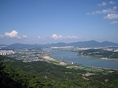 Korea-Seoul-Han River-01.jpg