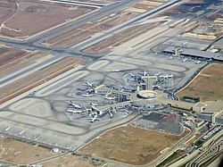 Vista del terminal dall'aereo