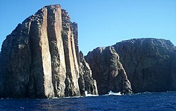 Cape Vani nella costa di Milo