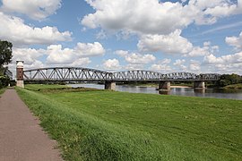 Elbebrücke bei Barby