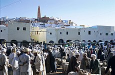 Férfiak Ghardaia városában