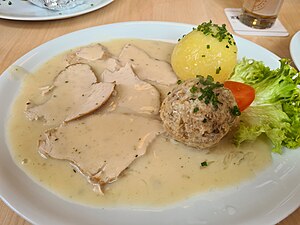 Putenbraten mit Rahmsoße