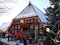 Gaststätte von Meyers Hof mit Weihnachtsdekoration