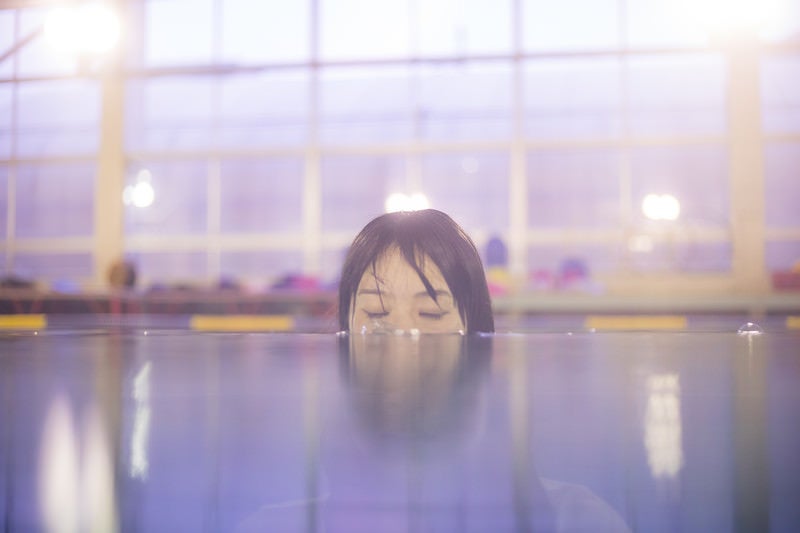 溺れかけ女子の写真