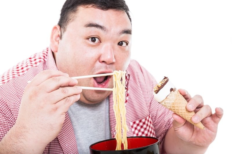 ラーメン、チャーハン、餃子、食後のアイス。ここまで含めてようやくラーメンだ。の写真