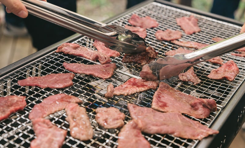 肉だけのBBQの写真