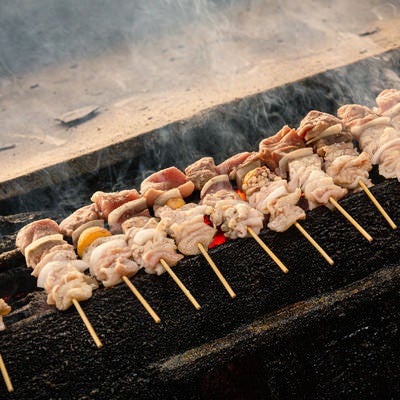 鶏の様々な部位を食べられる美唄焼き鳥の写真