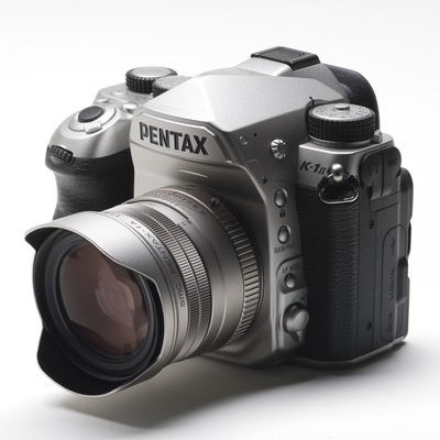 PENTAX K-1MarkⅡ（silver）に FA 31mmF1.8 AL Limited レンズ（silver）を装着の写真