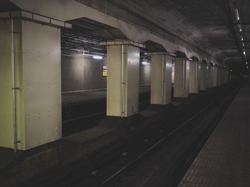 地下鉄玉川駅の線路（大阪府）の写真