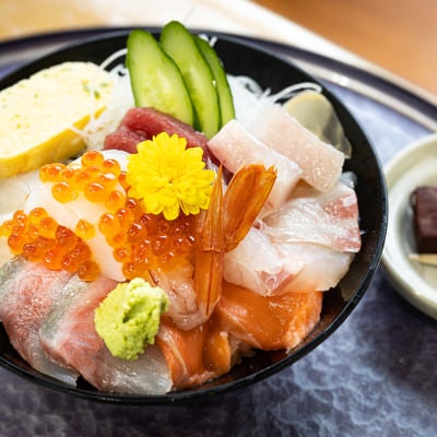 レストラン岬の海鮮丼の写真