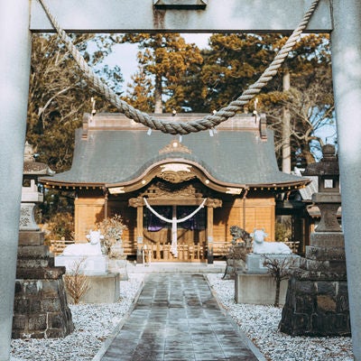 北田天満宮の鳥居と境内の写真