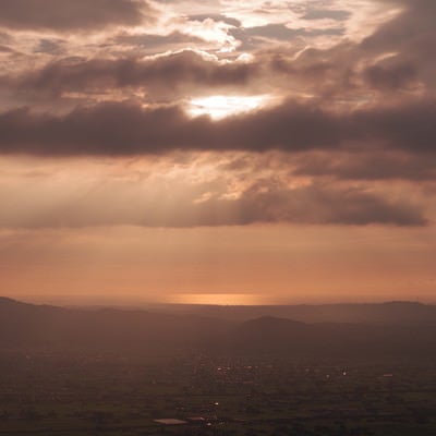 散居村の夕景（富山県南砺市）の写真