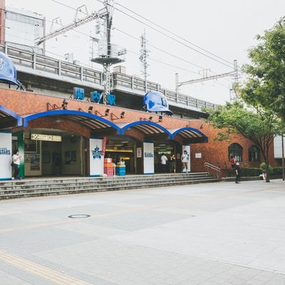 横浜の関内駅前の写真