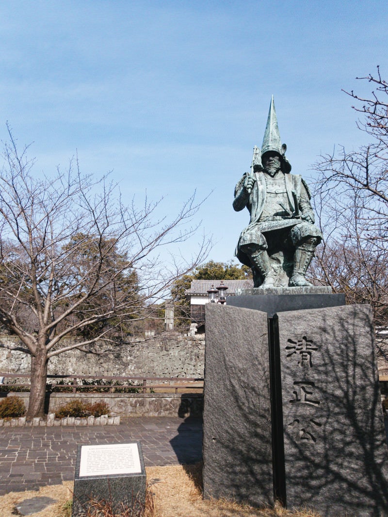 熊本城内の加藤清正像（熊本県熊本市）の写真