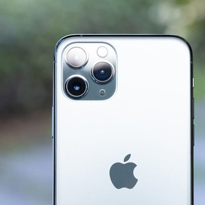 iPhone 11 Pro の3眼カメラの写真