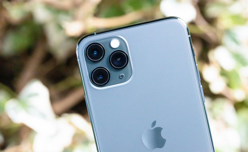 iPhone 11 Pro の外向きカメラ（トリプルカメラ）の写真