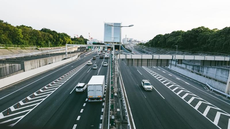 国道357号の東京港トンネルの写真