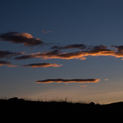 夕暮れ空と雲の写真