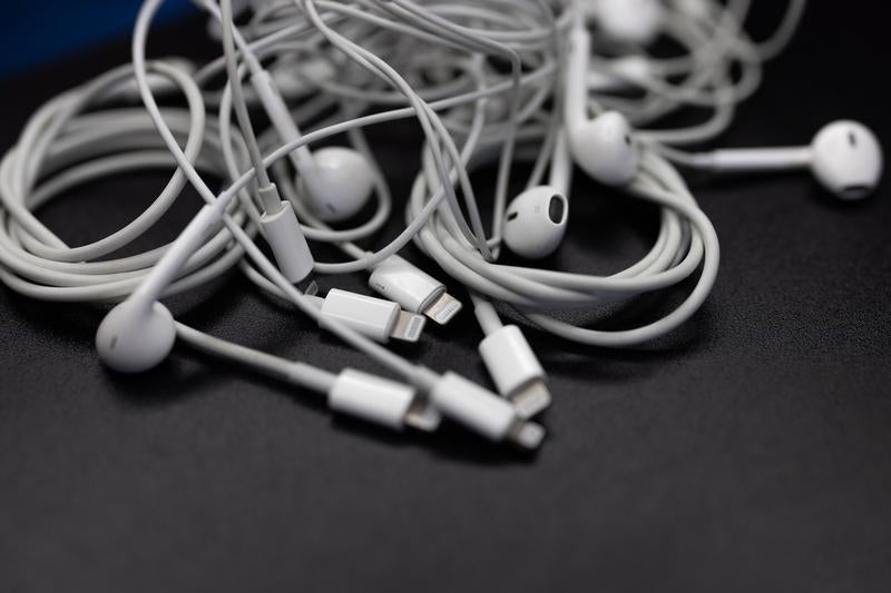 EarPods with Lightning Connector （有線イヤフォン）の写真