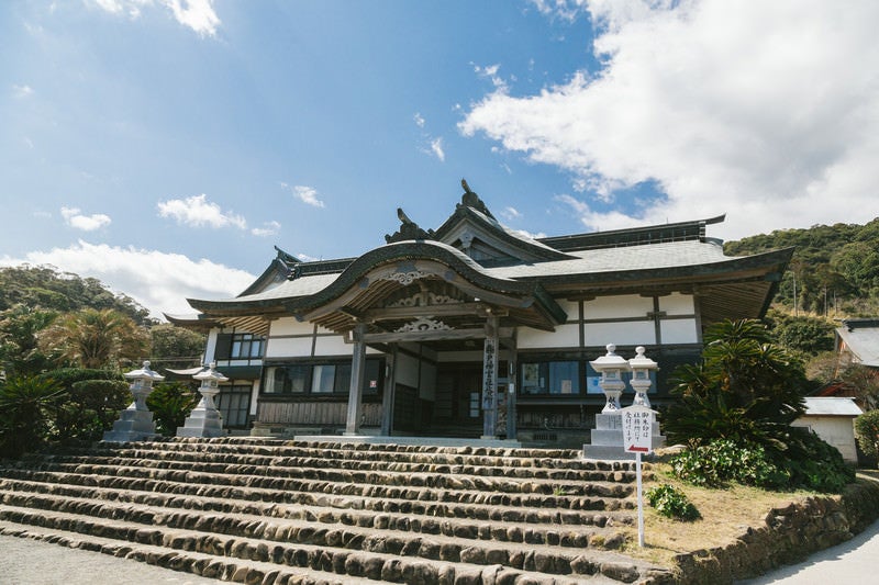 鵜戸神宮の古い社務所の写真