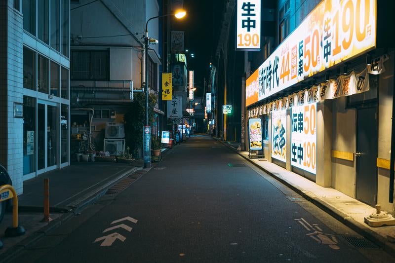 深夜の千代田区神田佐久間町２丁目付近の様子の写真