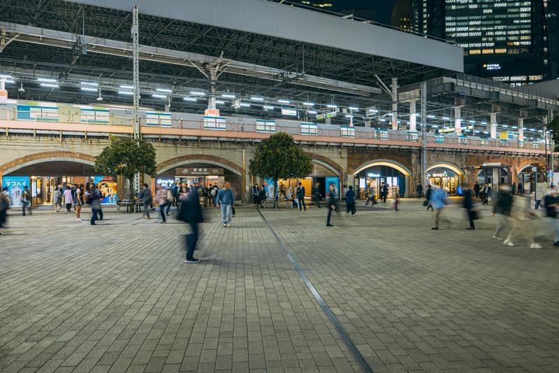 JR新橋駅前のSL広場の写真