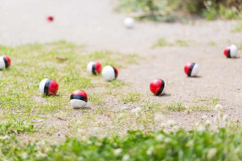 いつの間にか知らない紅白ボールが増えてくるの写真