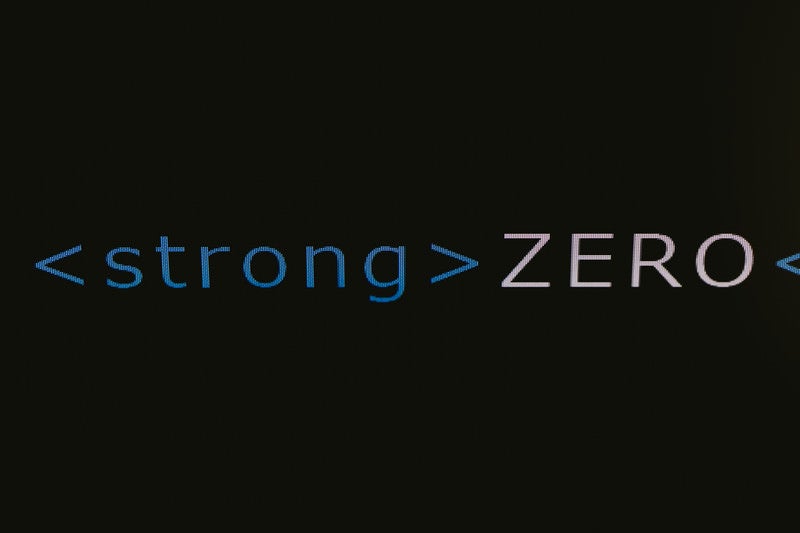 ZEROを強調するstrongタグの写真