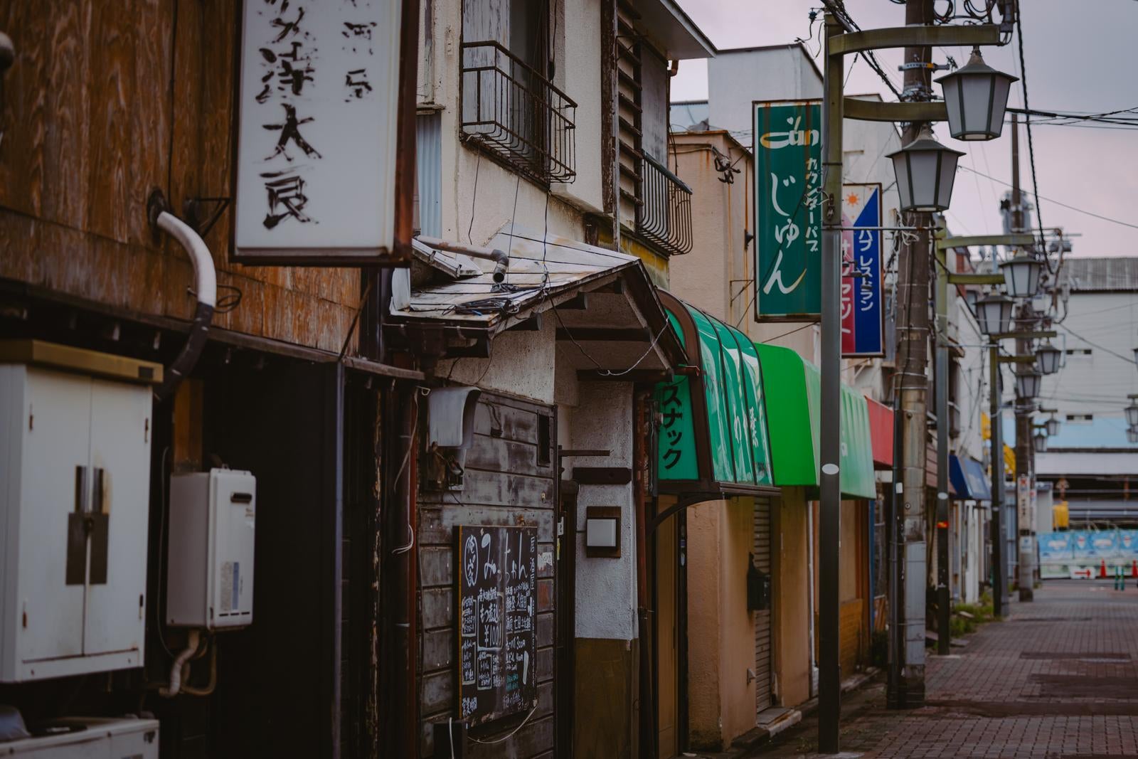 「再開発で閉鎖された立石すずらん通り」の写真