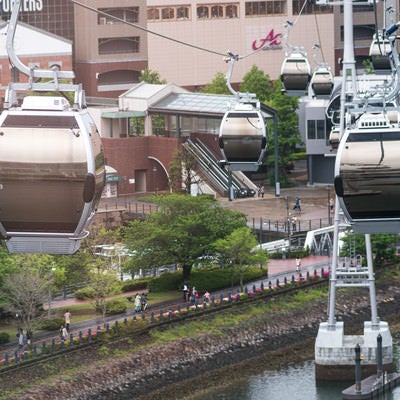 YOKOHAMA AIR CABIN から見るワールドポータズの写真