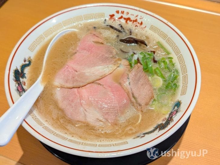 福間ラーメンろくでなし 吉塚店のこってりラーメン