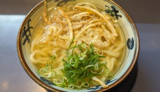 姪浜「まことうどん」味わい豊かなダシと絶妙な柔らかさのもっちり平打ち麺。文句なしにうまい！