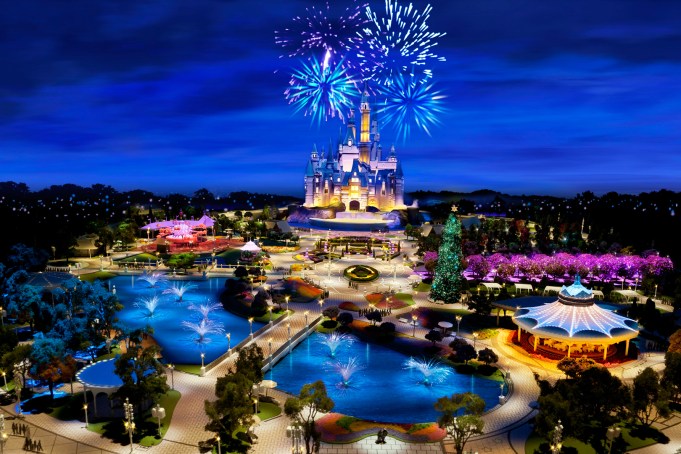 Disney's Iger Offers Look Shanghai Park