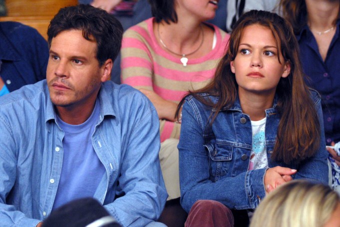 Craig Sheffer One Tree Hill Bethany Joy Lenz