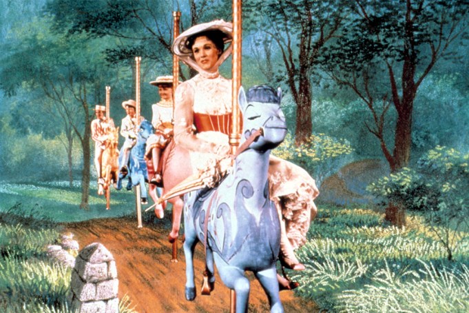 MARY POPPINS, Julie Andrews, 1964.