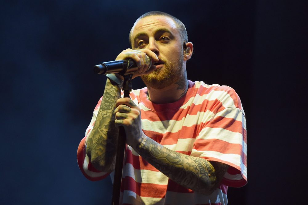 LOS ANGELES, CA - OCTOBER 28:  Mac Miller performs on Camp Stage during day 1 of Camp Flog Gnaw Carnival 2017 at Exposition Park on October 28, 2017 in Los Angeles, California.  (Photo by Kevin Winter/Getty Images)