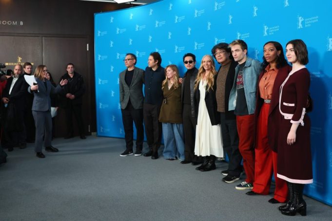 BERLIN, GERMANY - FEBRUARY 15: (L-R) Dooho Choi, Jeremy Kleiner, Dede Gardner, Steven Yeun, Toni Collette, Robert Pattinson, Naomi Ackie, Bong Joon-ho and Anamaria Vartolomei pose at the "Mickey 17" photocall during the 75th Berlinale International Film Festival Berlin at Grand Hyatt Hotel on February 15, 2025 in Berlin, Germany. (Photo by Sebastian Reuter/Getty Images)