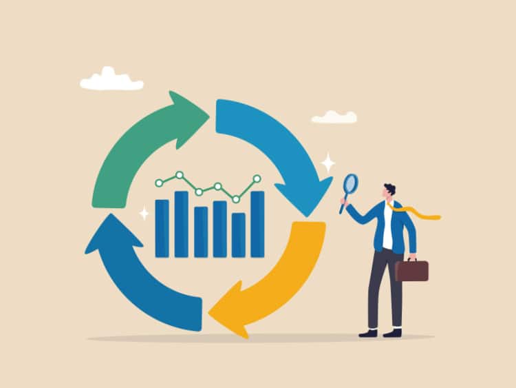 sales manager analyzing sales cycle length