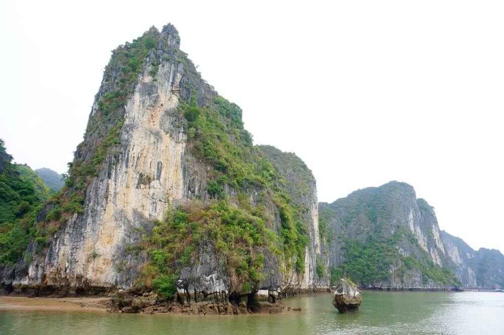 halong bay-tour