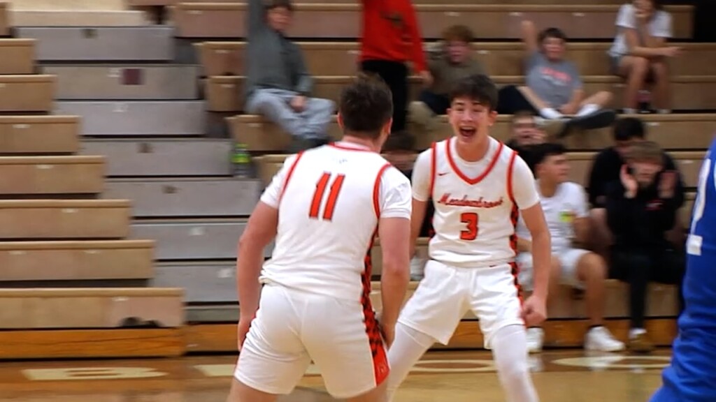 Meadowbrook Defeats Zanesville In Boys Basketball