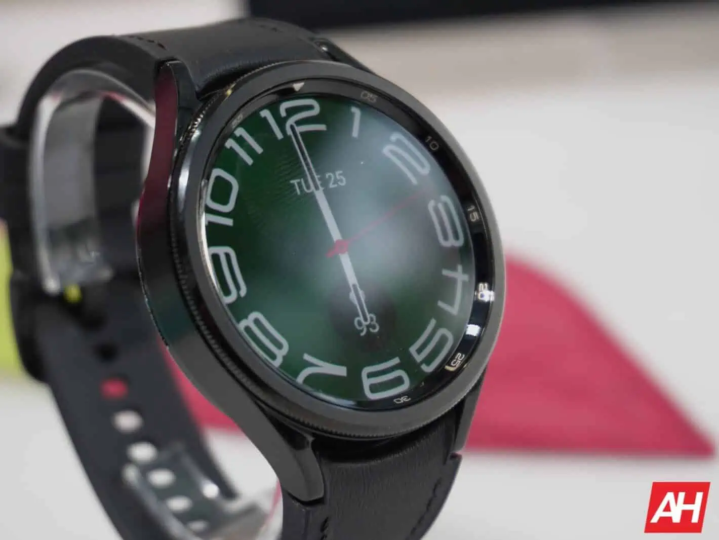 Featured image for The Galaxy Watch 6 series comes with some neat new watch faces