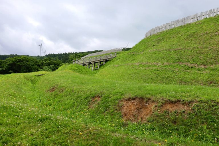 武田信広が築いた勝山館＝北海道上ノ国町