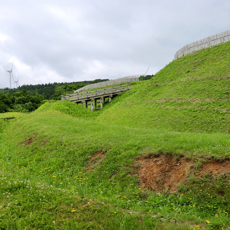 武田信広が築いた勝山館＝北海道上ノ国町