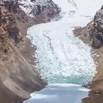 A snow covered mountain