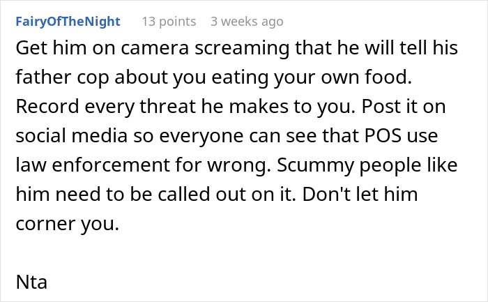 Online comment about a food-thieving roommate, suggesting to document threats for social media exposure.