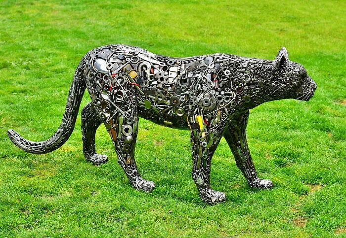 Artist Revives Used Metal From Landfill By Reusing It For His Amazing Sculptures (24 New Pics)