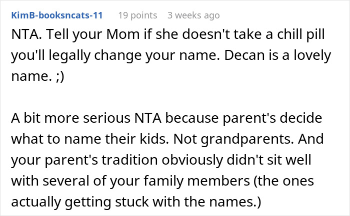 Text from a forum discussing breaking family tradition in naming a baby.